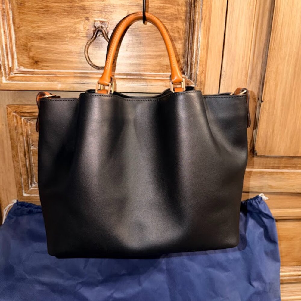 Stunning Dooney & Bourke Barlow Handbag~ City Collection~ Black Leather (Bin 2) - Picture 3 of 16